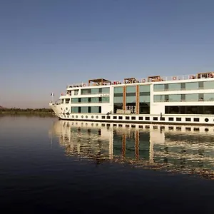 Le Fayan Nile Cruise: Weekly & Aswan Voyages ***** Luxor